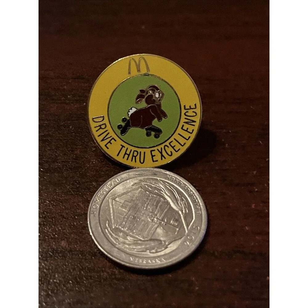 McDonald's Drive Thru Excellence‎ Bunny Rabbit Roller Skates Employee Hat Pin